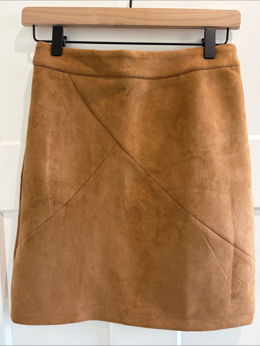 Simplee Apparel Tan Suede-Look Mini Skirt
